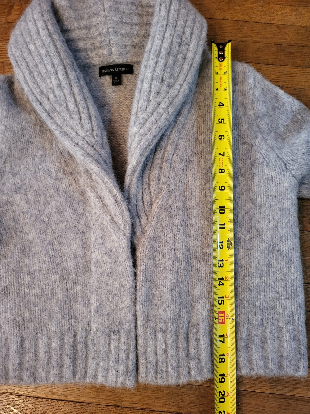 Banana Republic Heather Gray Shawl-Collar Knit Cardigan - Picture 4 of 5